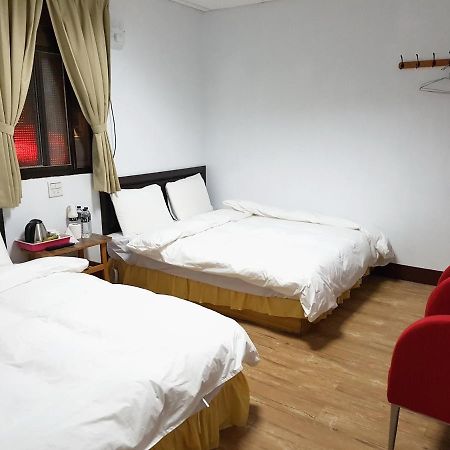 拉拉山周家渡假旅館 Hualing Εξωτερικό φωτογραφία